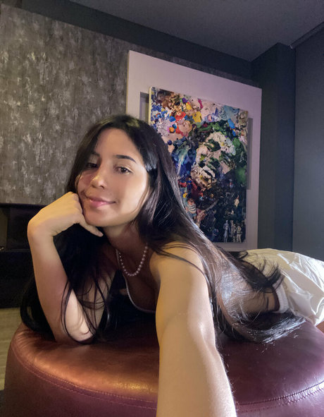 emilyortiz free XXXモデル 写真