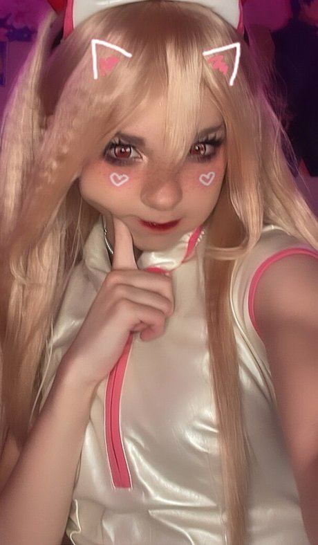 客室乗務員 オンリーファンズ ポルノ 画像