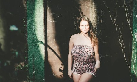silvi silvilein トップポルノスター 写真