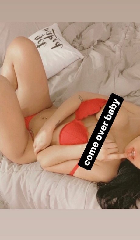 sarcasmqueenn セックススター 写真