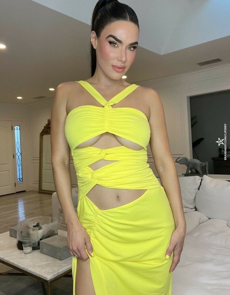 CJ Perry 独占スター 写真