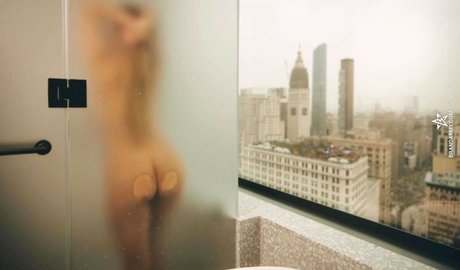 CJ Perry ヌードスター 画像