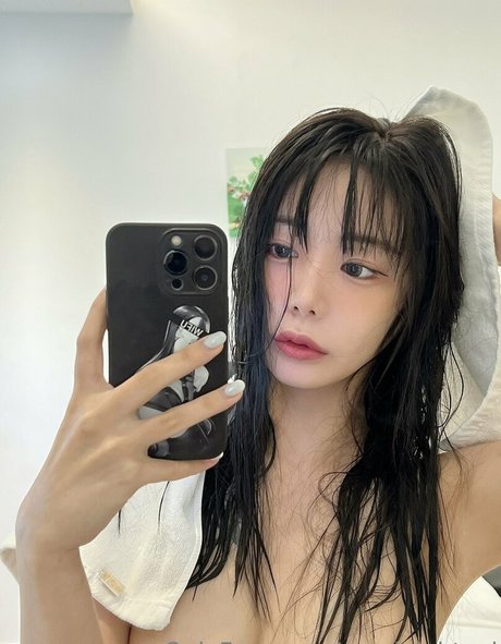 goodnightyui アートモデル 写真