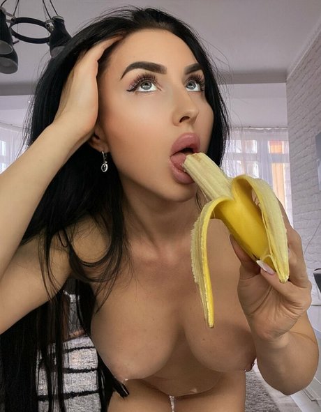 バニーヌードオンリーファンズ 無料xxx 画像