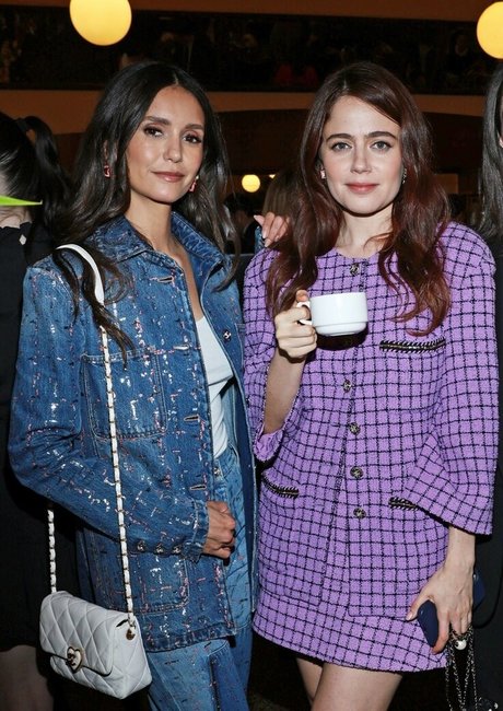 Nina Dobrev ホットなスター 写真