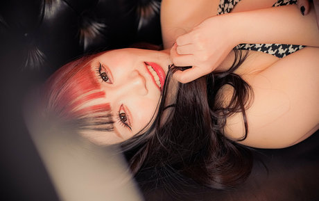 ラテン系熟女オンリーファンズ 美しい 写真