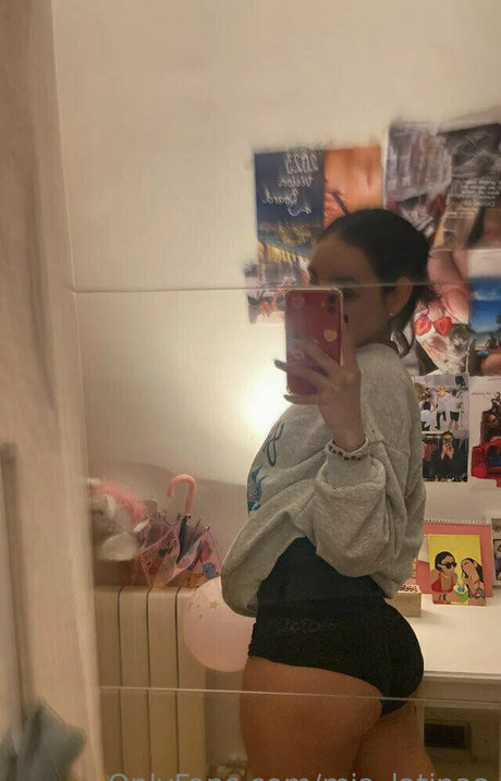 mia latinaa セクシーモデル ギャラリー