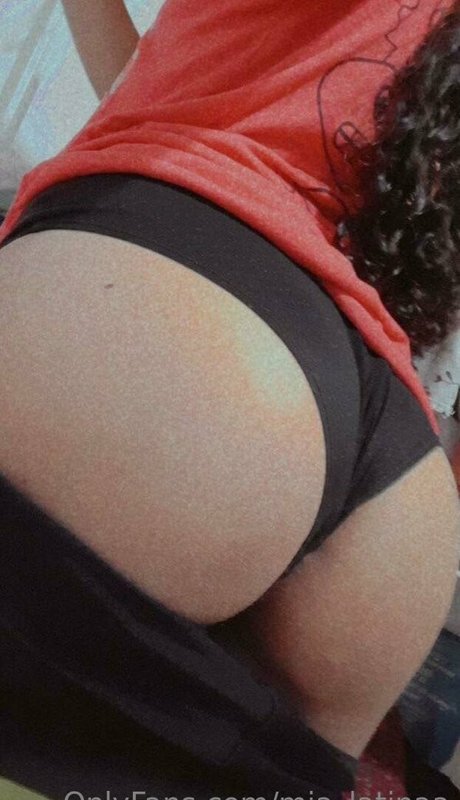 mia latinaa 最高のモデル 写真
