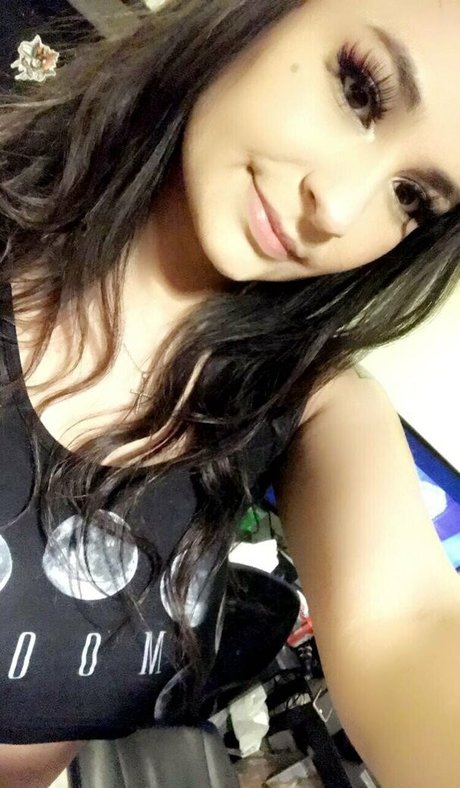 sophiamariiex 裸のモデル ギャラリー