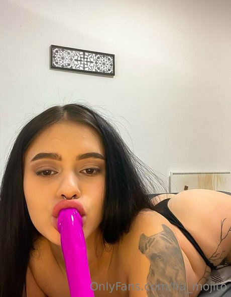 オンリーファンズでオナニーする 無料セックス 画像