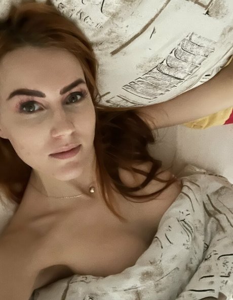 charlieredfree 完璧なモデル 画像