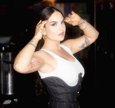 Jojo Levesque 可愛い女優 画像