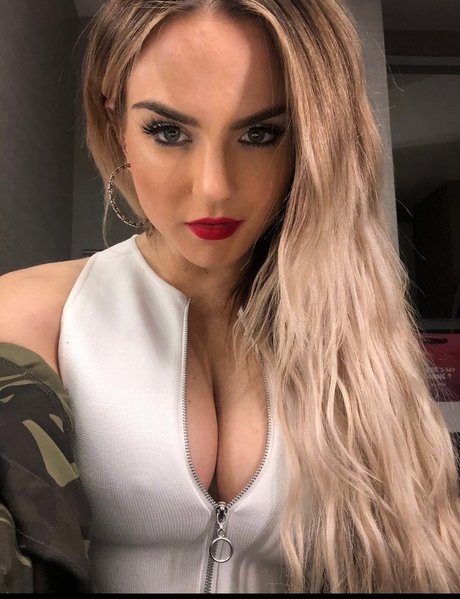 Jojo Levesque ポルノスター 素敵 ギャラリー