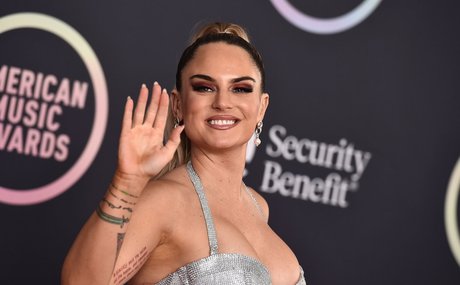 Jojo Levesque 素敵なモデル ギャラリー