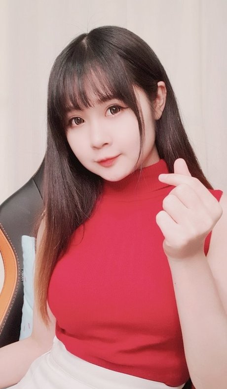 Clarissa Punipun ポルノスター 独占 アーカイブ