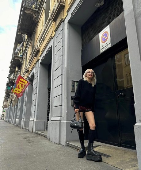 Jeon Somi HDモデル ギャラリー