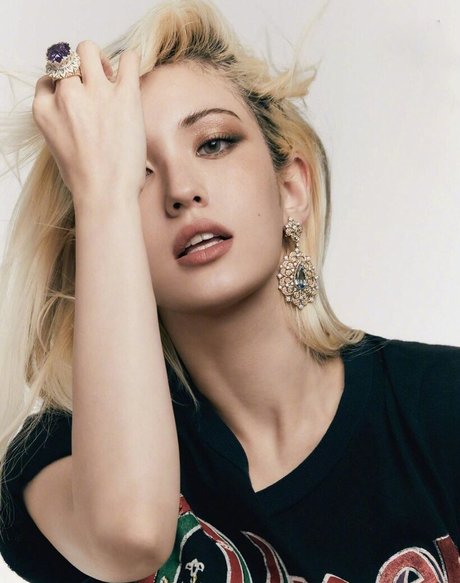 Jeon Somi モデル 写真