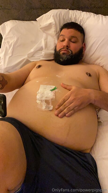 毛深い足のオンリーファンズ アート裸 写真