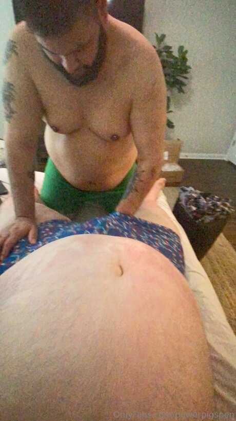 ブルネットのティーンオンリーファンズ パーフェクト 画像