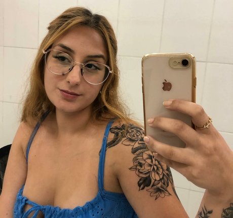 Lary Nascimento 完璧なスター 画像