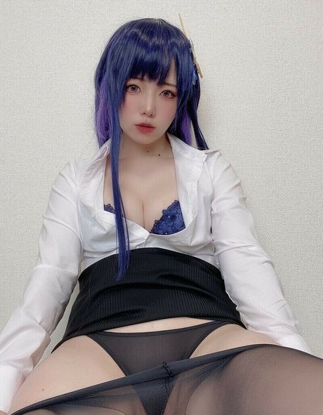 従順なオンリーファンズ エロチック 写真