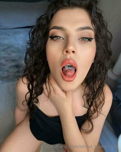 ナイロン足 オンリーファンズ エロチック アーカイブ