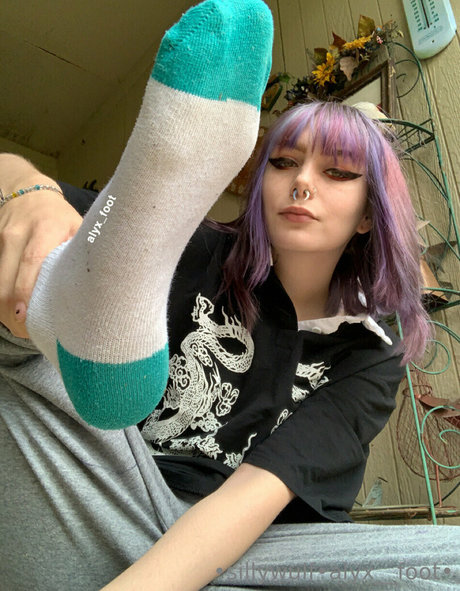 tinykittie アダルトモデル 写真