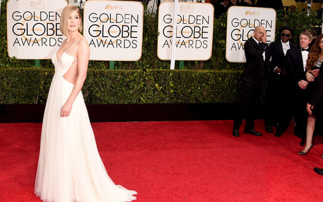 Rosamund Pike 無料女優 ギャラリー