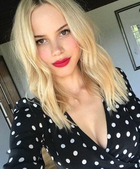 Halston Sage ポルノスター xxx 写真