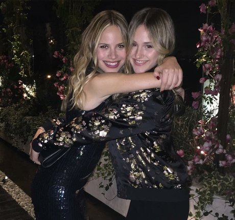 Halston Sage セックスモデル 写真