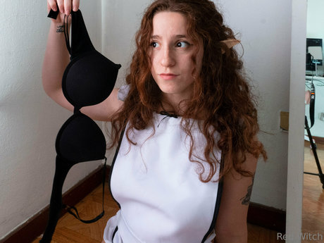 日焼けしたオンリーファンズ ポルノグラフィック 写真