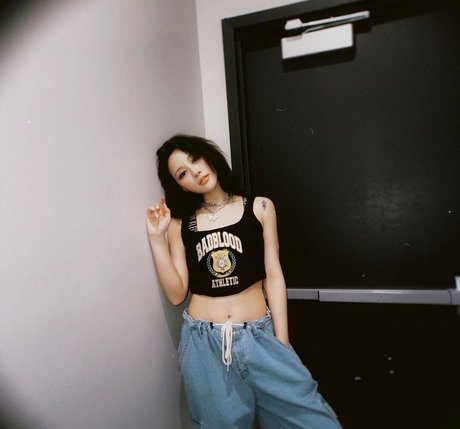 熟女無料オンリーファンズ ヌード 写真