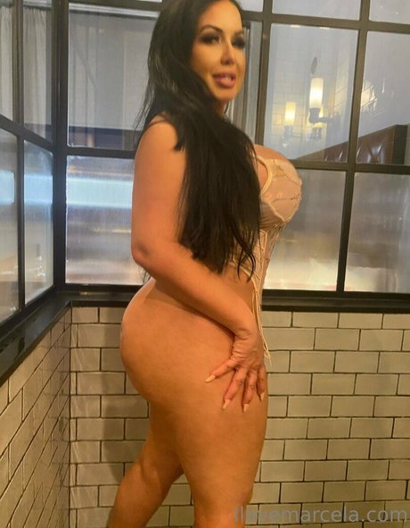 熟女オナニーオンリーファンズ 裸 写真