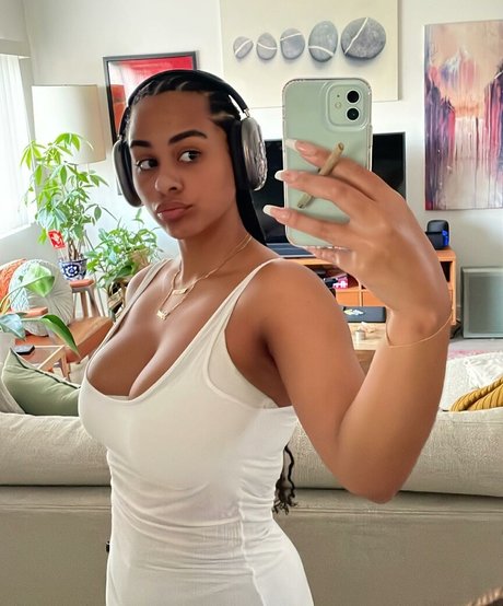 Raina Morris 最高のスター ギャラリー