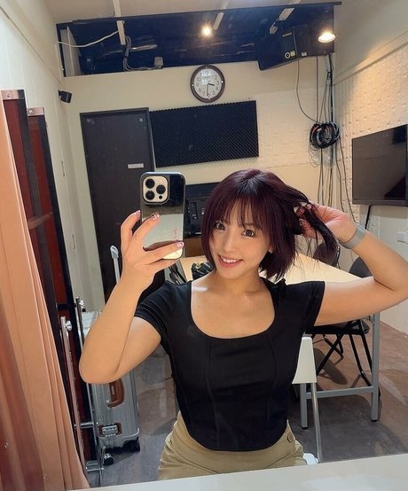 エボニーサマーオンリーファンズ 無料セクシー 写真