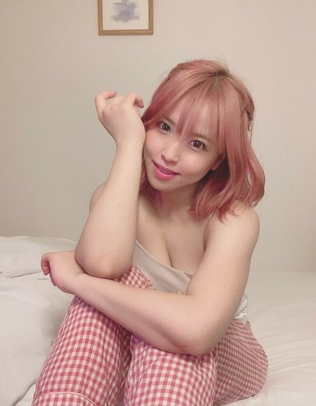 熟女教師オンリーファンズ 無料セクシー 画像