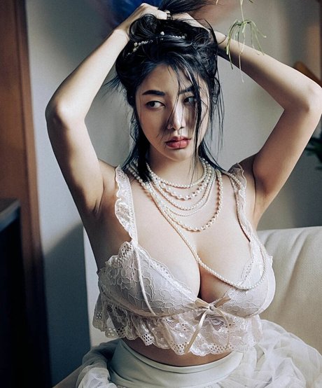 ホットなシーメールオンリーファンズ 無料xxx 写真