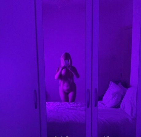 アジア人のセックステープ オンリーファンズ 裸 写真