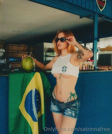 satrinnafree セクシーなポルノスター 写真