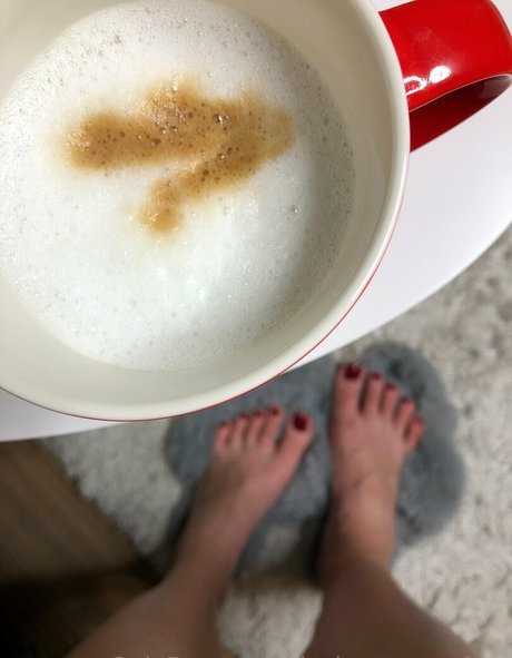 トランスジェンダーオンリーファンズ セクシーヌード 写真