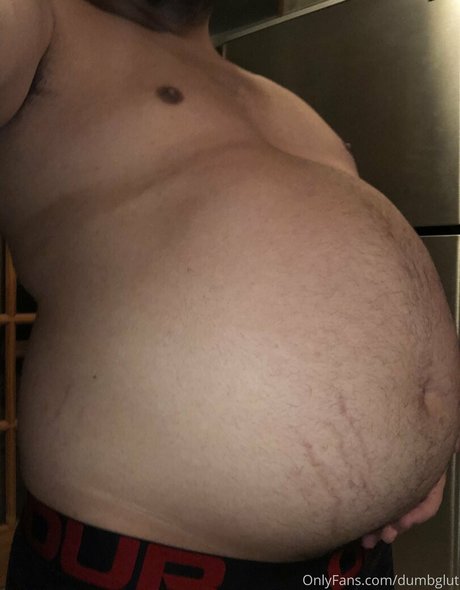 dumbglut スター 裸 写真