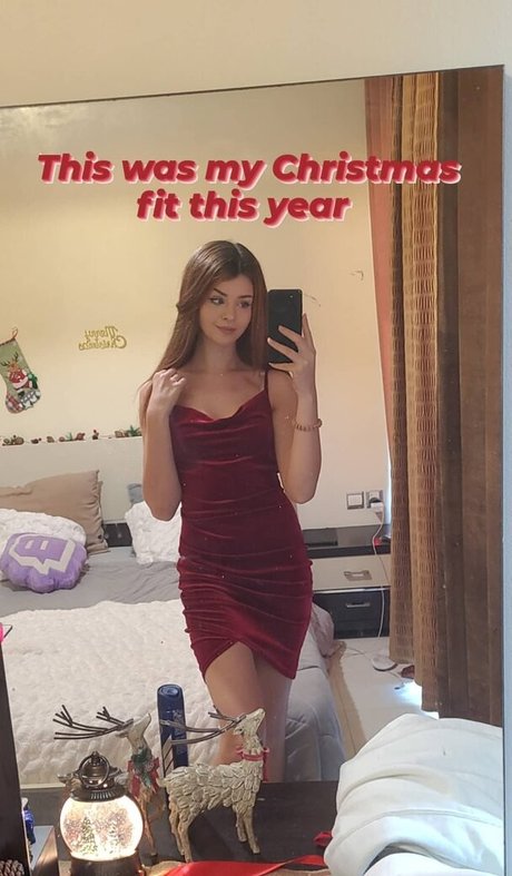 クーガー熟女オンリーファンズ セクシーヌード 写真