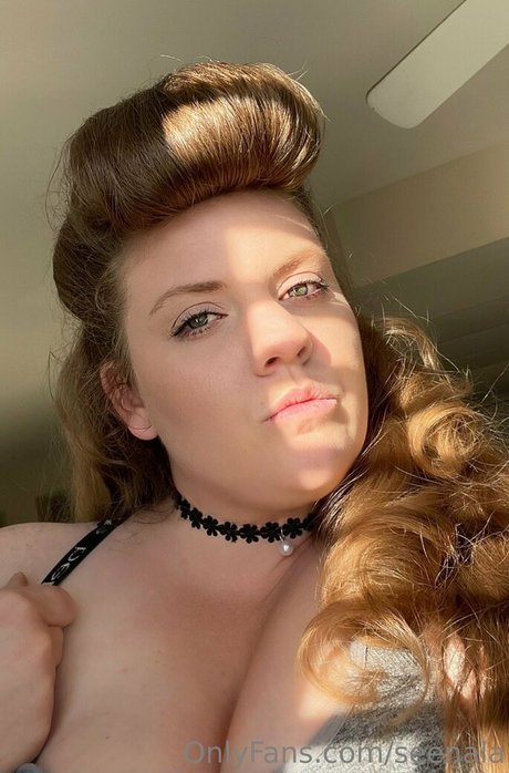 seenala 完璧なポルノスター 写真