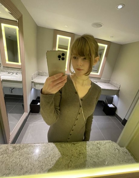 アジアンアマチュアオンリーファンズ セクシー裸 画像