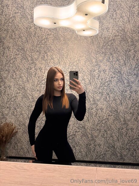 Julia Love69 セックス女優 ギャラリー