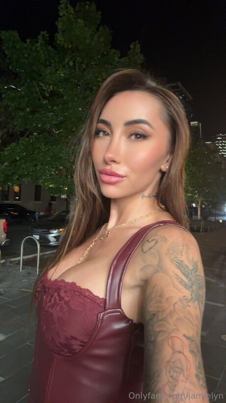 Jamielyn 高品質スター ギャラリー