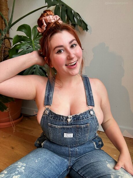 ママの足オンリーファンズ アートポルノ 写真