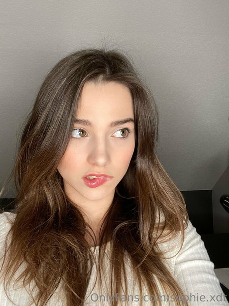 sophie xdt HD女優 画像