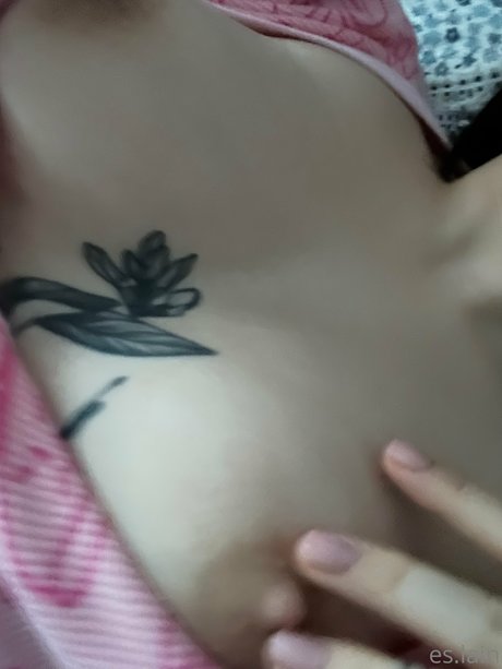 es lain 完璧な女優 画像