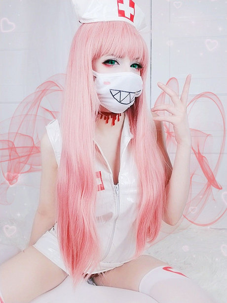 BDSM奴隷オンリーファンズ 可愛い 写真